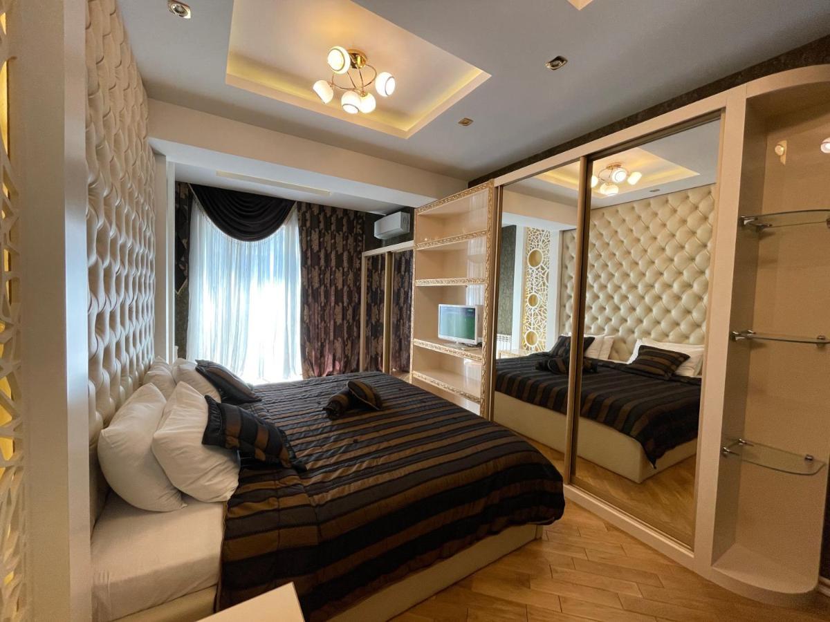 Park Azure Louvre Apartment Baku Eksteriør billede