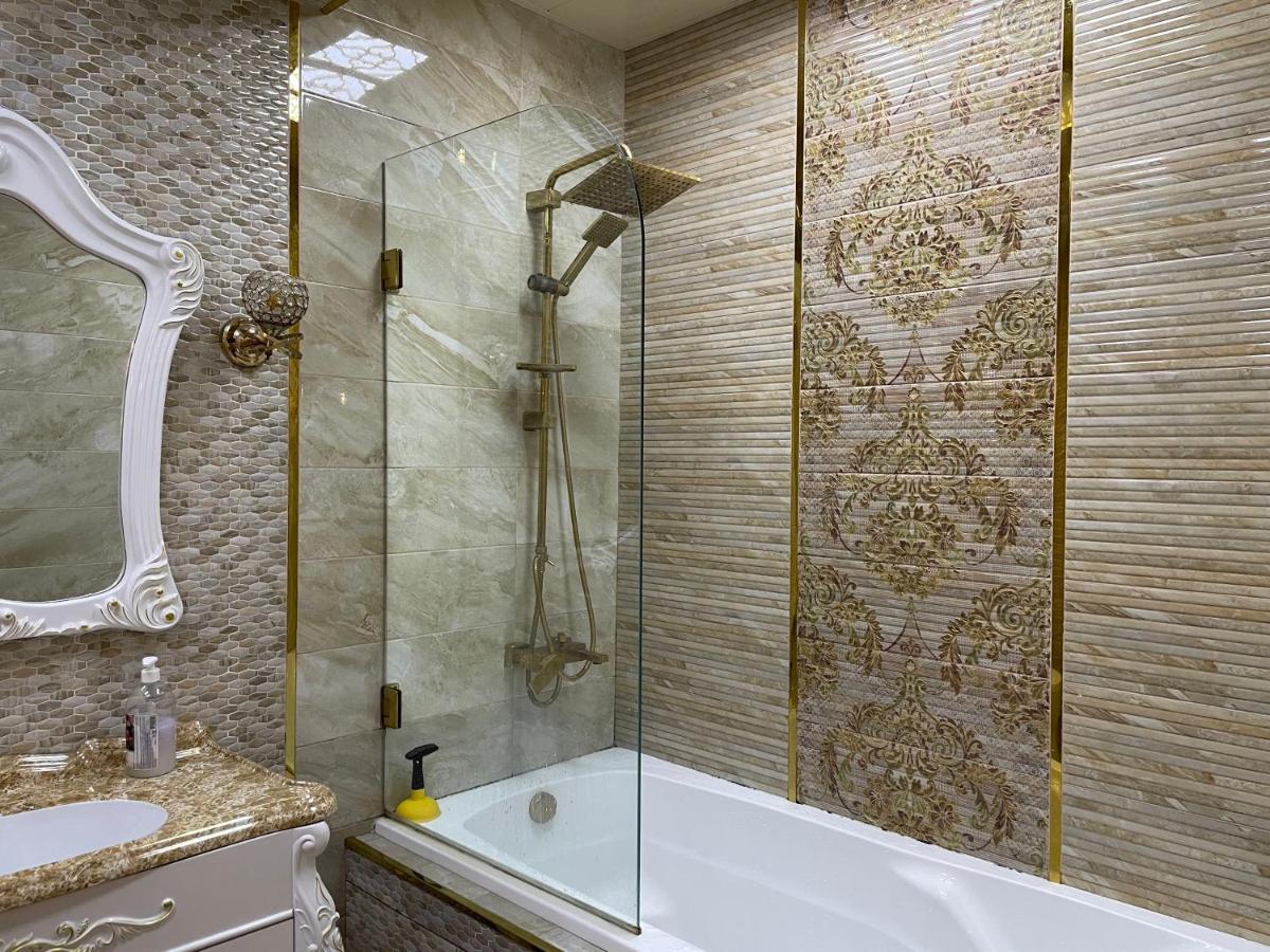 Park Azure Louvre Apartment Baku Eksteriør billede